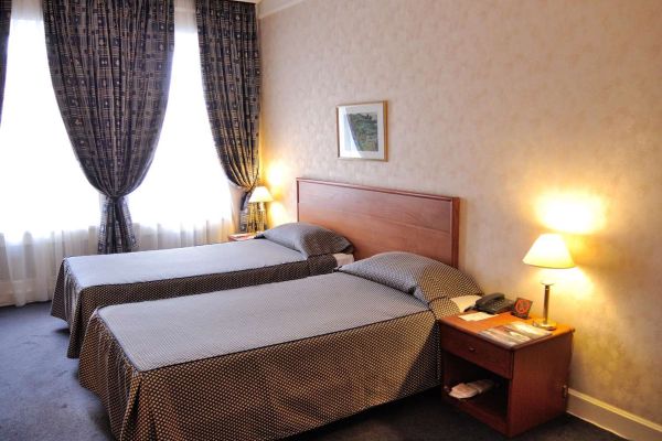 Grand Hotel Ukraina ????? ????? ??????? (Dnepropetrovsk)